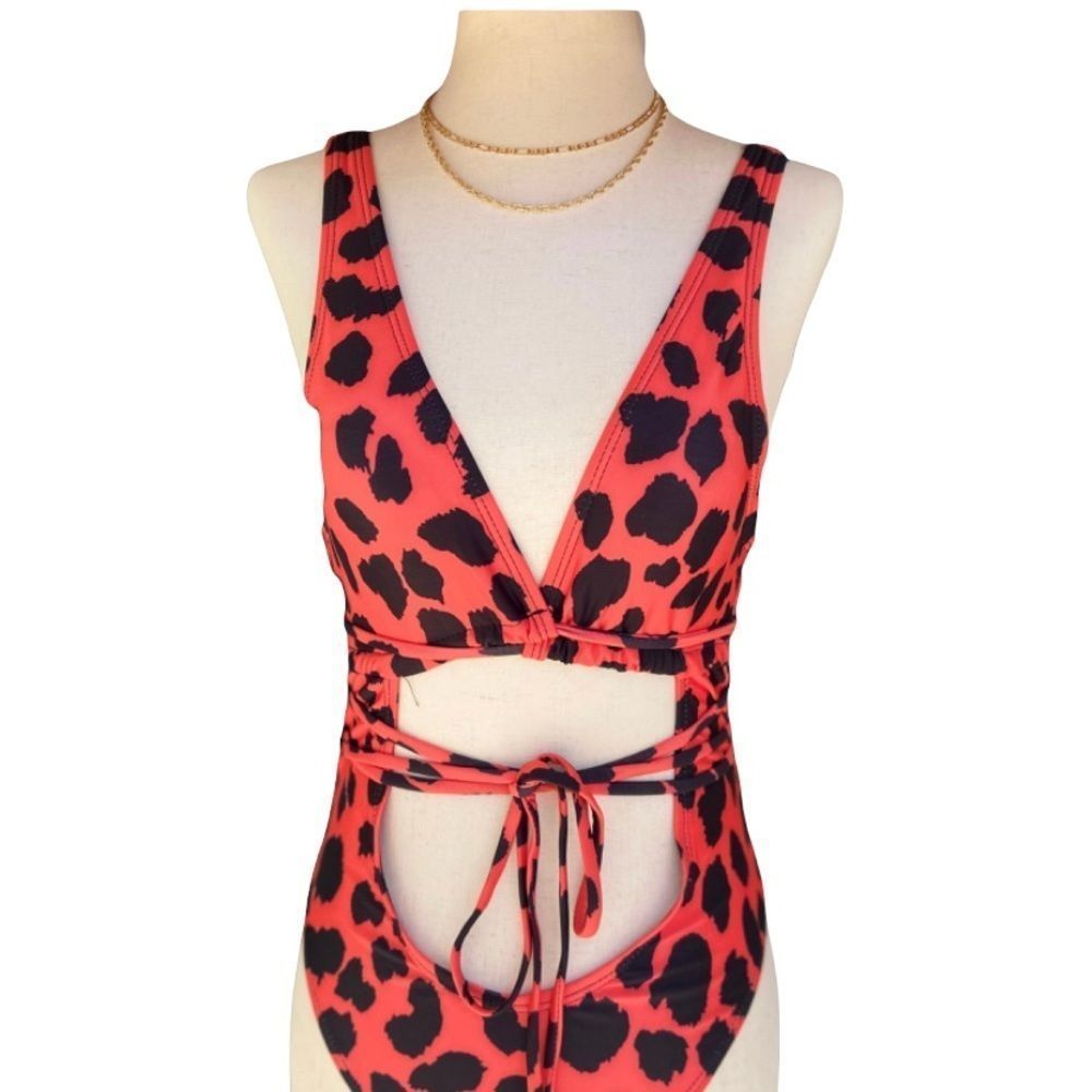 NEW CUTE Red/Black Monokini Size L - Picture 2 of 4